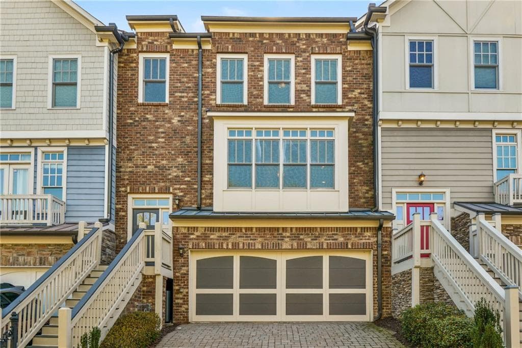 3 bedroom, 4 bathroom, 2,228 sq ft townhouse for rent at 1660 Gilstrap Lane, Atlanta, GA 30318 for $3,000 a month — photo 1 of 70