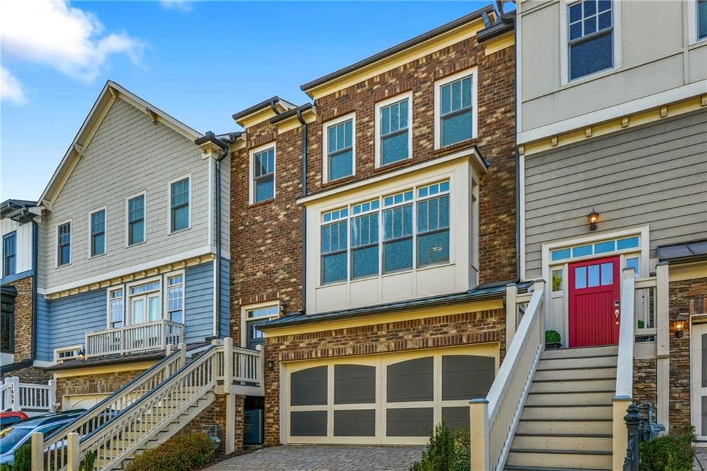 3 bedroom, 4 bathroom, 2,228 sq ft townhouse for rent at 1660 Gilstrap Lane, Atlanta, GA 30318 for $3,000 a month — photo 3