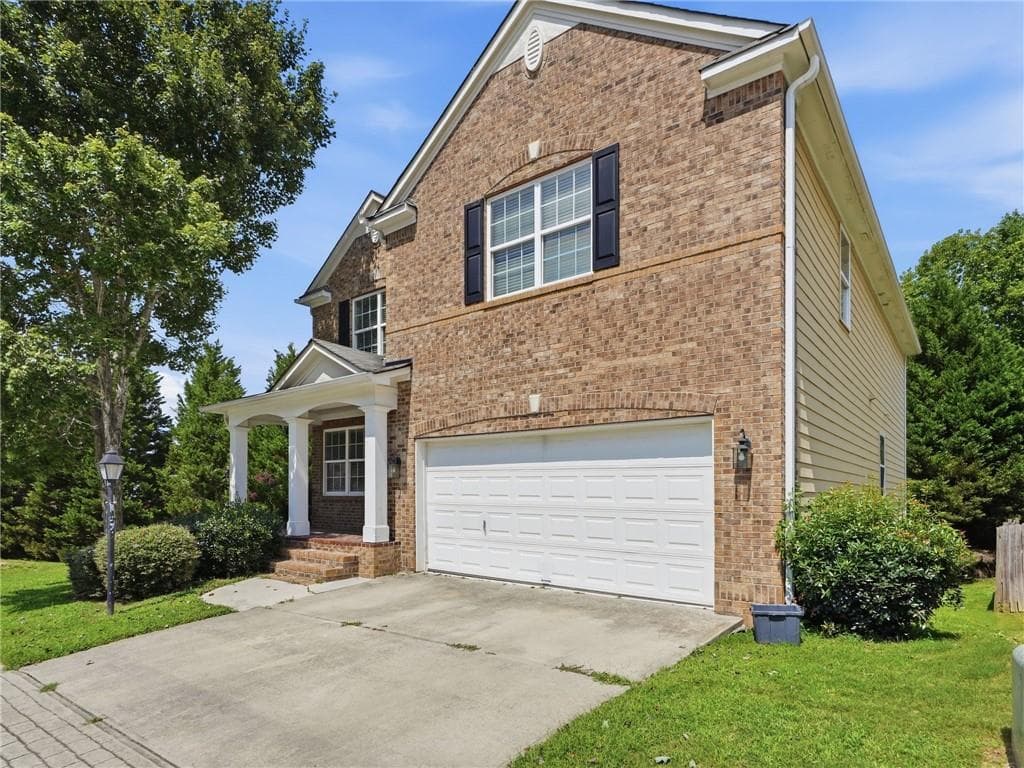 3 bedroom, 4 bathroom, 3,102 sq ft single family residence for sale at 2828 Farmstead Court, Grayson, GA 30017 — photo 3
