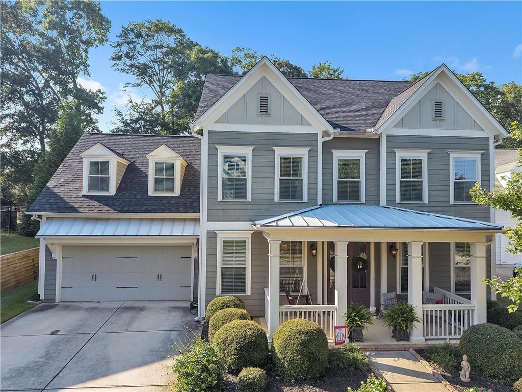 4 bedroom, 3 bathroom, 3,018 sq ft single family residence for sale at 7016 Dove Point Lane, Hoschton, GA 30548 — photo 2