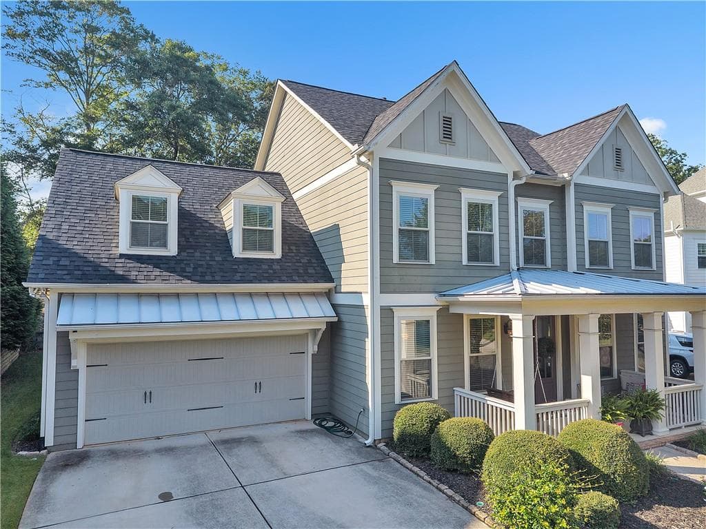 4 bedroom, 3 bathroom, 3,018 sq ft single family residence for sale at 7016 Dove Point Lane, Hoschton, GA 30548 — photo 3