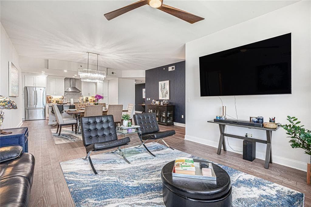 3 bedroom, 3 bathroom, 2,013 sq ft condominium for sale at 270 17th Street 4104, Atlanta, GA 30363 — photo 7