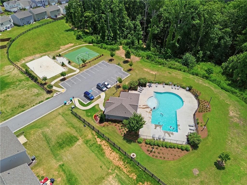 5 bedroom, 4 bathroom, 2,792 sq ft single family residence for rent at 121 Carnaby Street, Winder, GA 30680 for $2,400 a month — photo 7