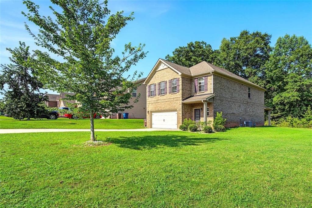 4 bedroom, 3 bathroom, 2,495 sq ft single family residence for sale at 1735 Tricklin Springs, Mcdonough, GA 30252 — photo 3