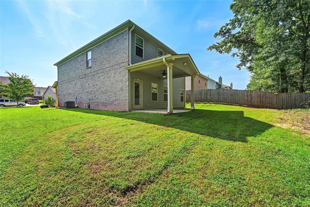 4 bedroom, 3 bathroom, 2,495 sq ft single family residence for sale at 1735 Tricklin Springs, Mcdonough, GA 30252 — photo 6