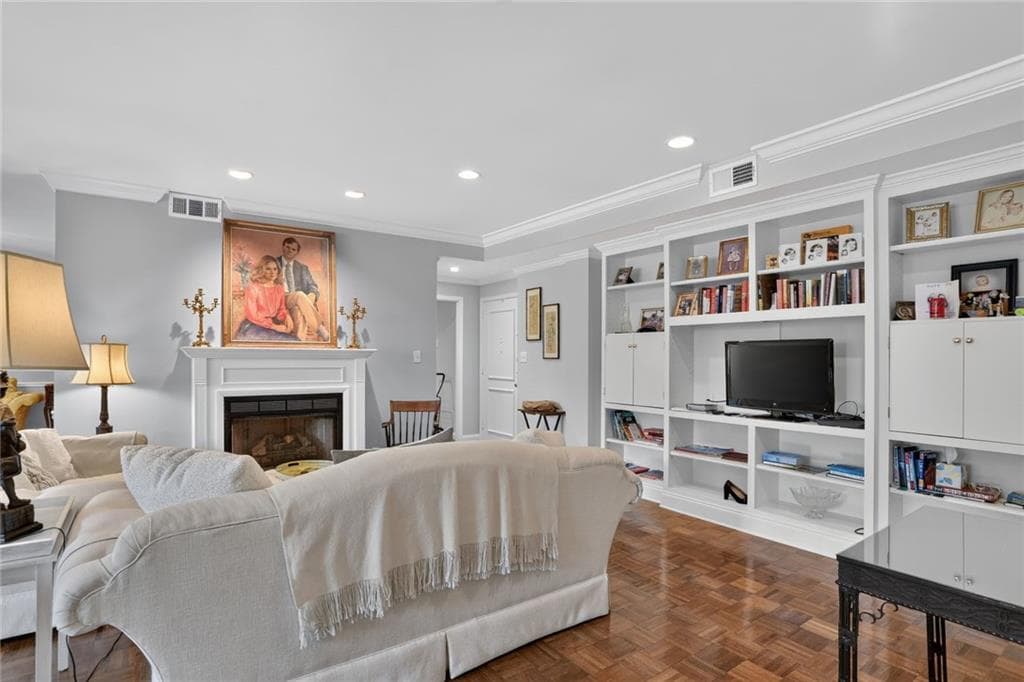 2 bedroom, 2 bathroom, 1,800 sq ft condominium for sale at 2734 Peachtree Road A201, Atlanta, GA 30305