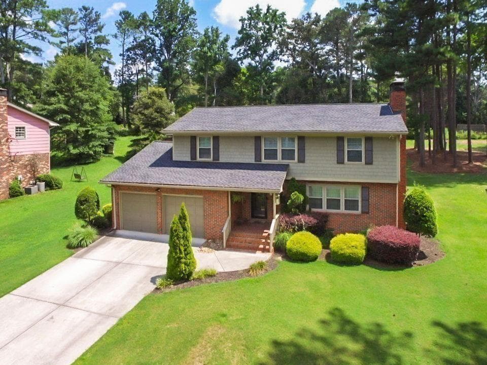 4 bedroom, 3 bathroom, 2,447 sq ft single family residence for sale at 647 Shannon Green Circle, Mableton, GA 30126