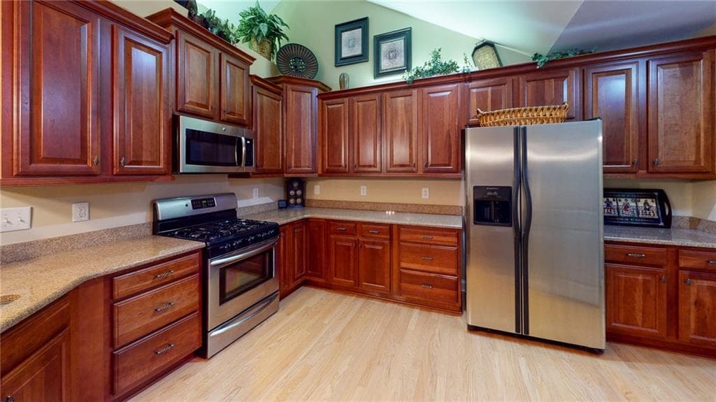 2 bedroom, 2 bathroom, 1,975 sq ft single family residence for rent at 100 Highlands Ridge Place 1, Smyrna, GA 30082 for $2,500 a month — photo 9