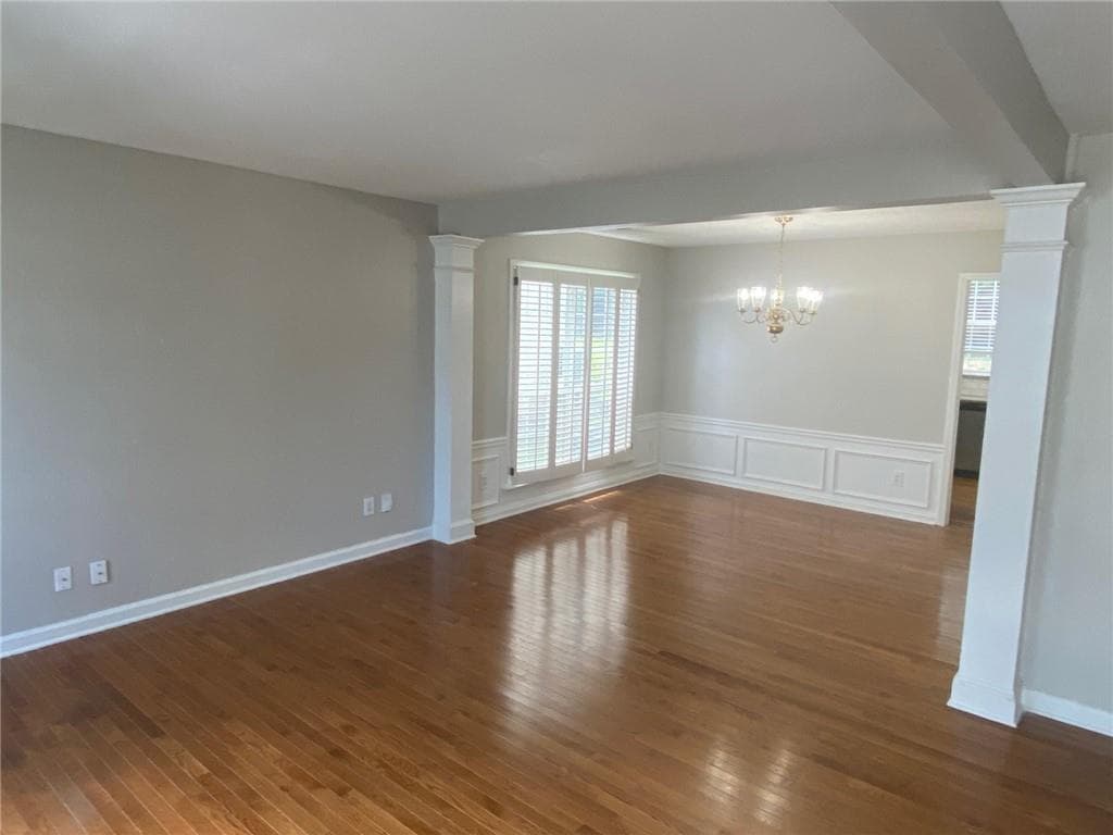 3 bedroom, 3 bathroom, 2,142 sq ft single family residence for sale at 518 Stepney Court, Marietta, GA 30067 — photo 4