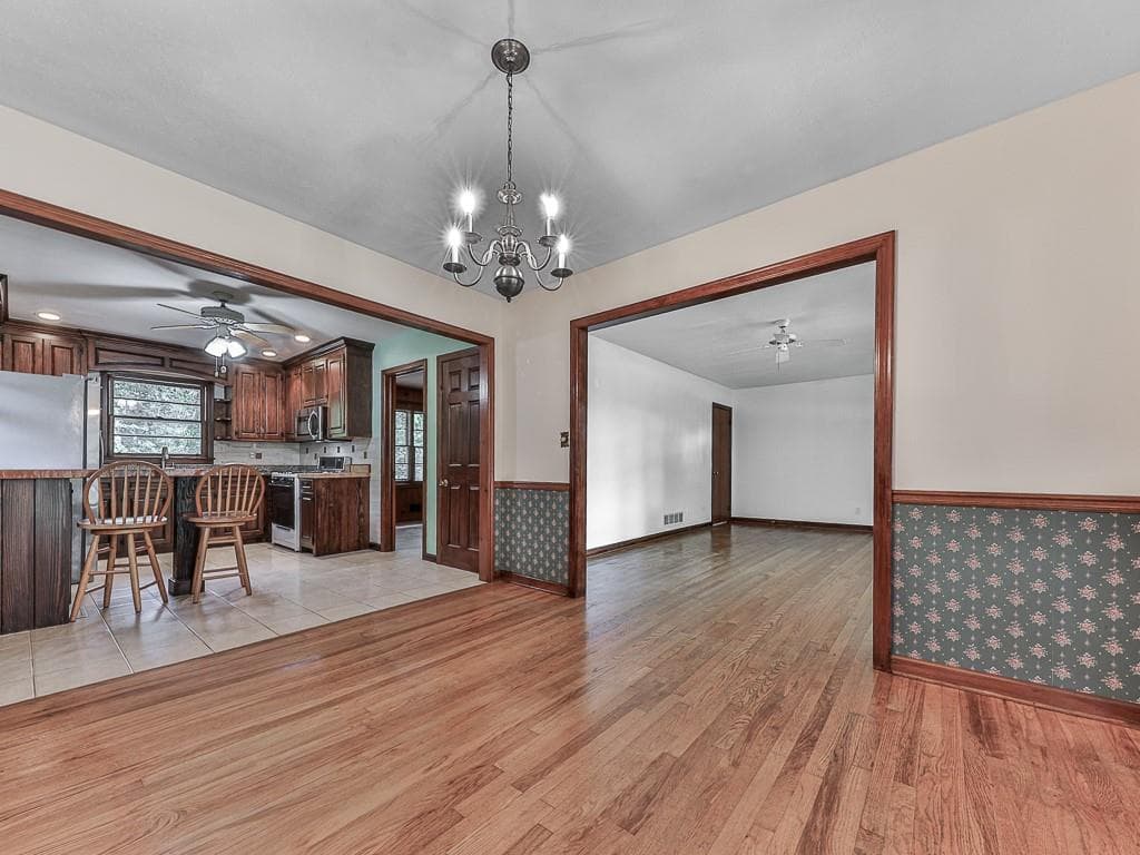 3 bedroom, 3 bathroom, 1,762 sq ft single family residence under contract at 291 Sourwood Drive, Marietta, GA 30062 — photo 8