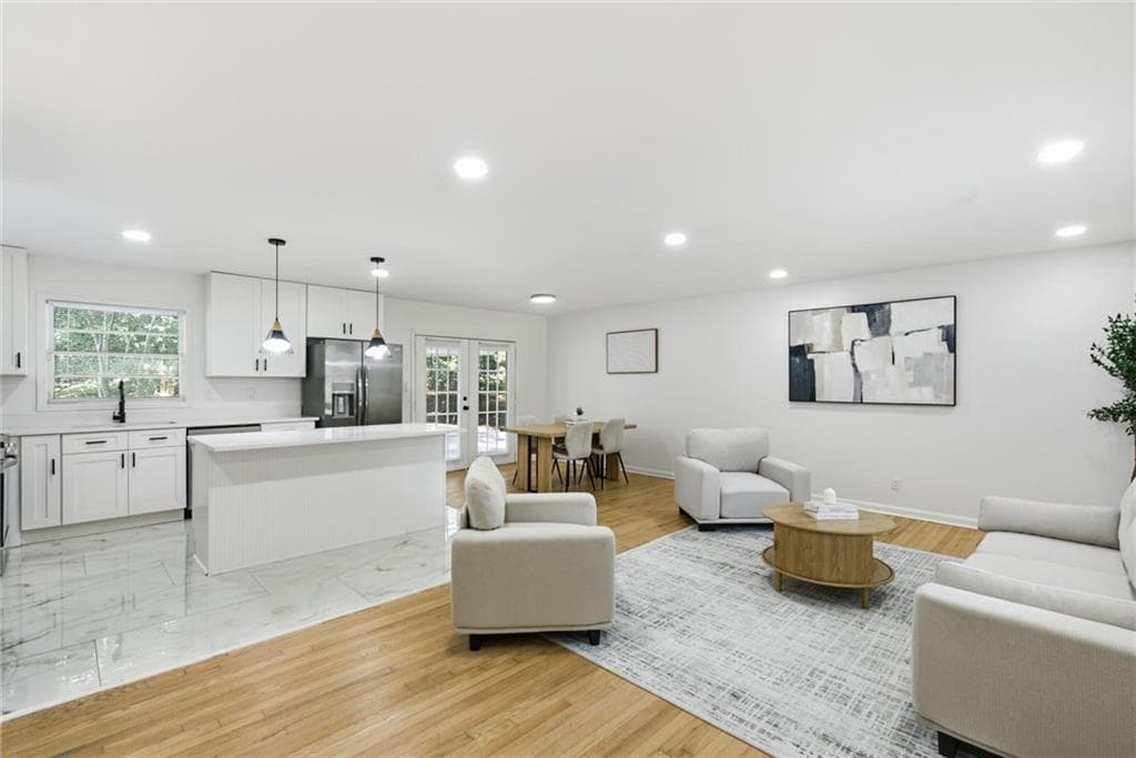 3 bedroom, 2 bathroom, 1,781 sq ft single family residence for sale at 3647 Oregon Trail, Decatur, GA 30032 — photo 2