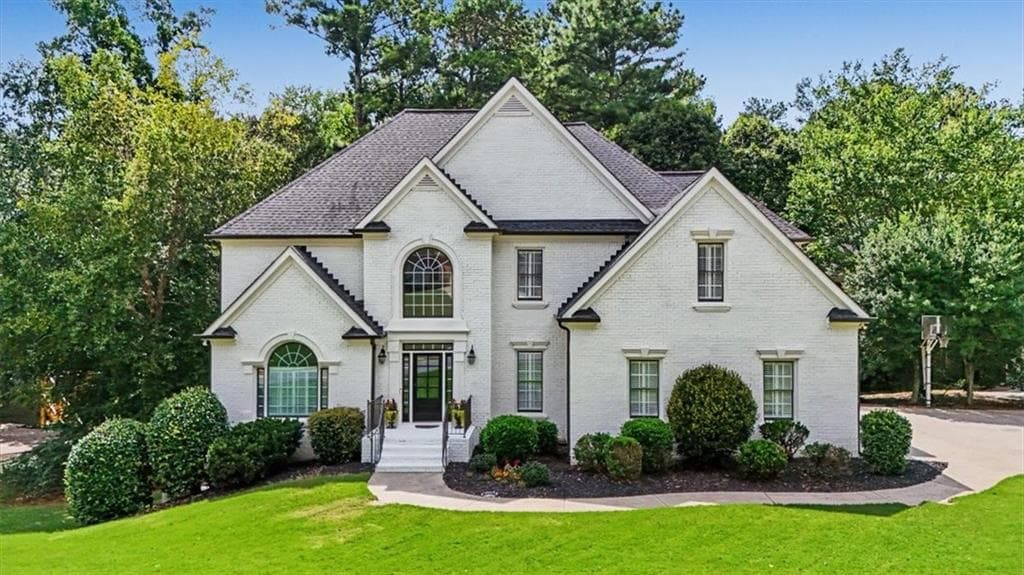 6 bedroom, 6 bathroom, 4,497 sq ft single family residence for sale at 1367 Winborn Circle, Kennesaw, GA 30152 — photo 1 of 82