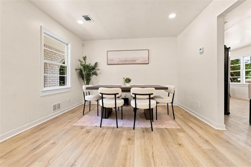 5 bedroom, 3 bathroom, 2,331 sq ft single family residence for sale at 4804 Thompson Mill Road, Lithonia, GA 30038 — photo 5