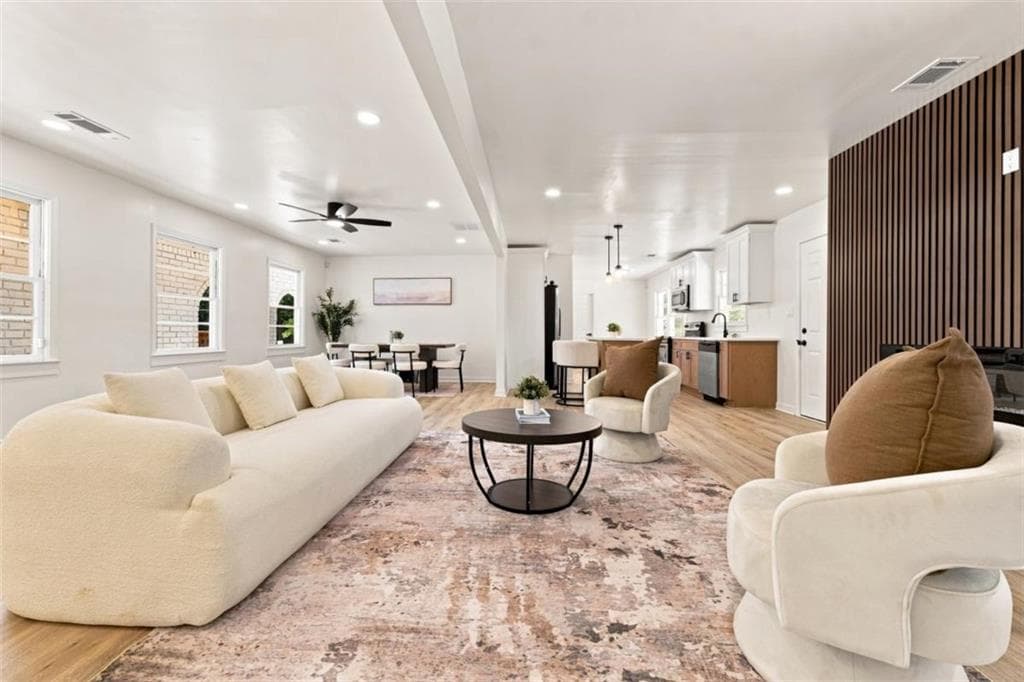 5 bedroom, 3 bathroom, 2,331 sq ft single family residence for sale at 4804 Thompson Mill Road, Lithonia, GA 30038 — photo 7