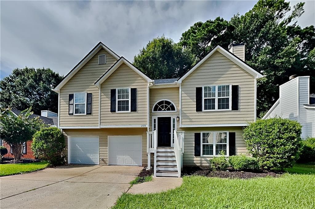 4 bedroom, 3 bathroom, 1,889 sq ft single family residence for rent at 2928 Yukon Trail, Acworth, GA 30101 for $2,250 a month — photo 1 of 25