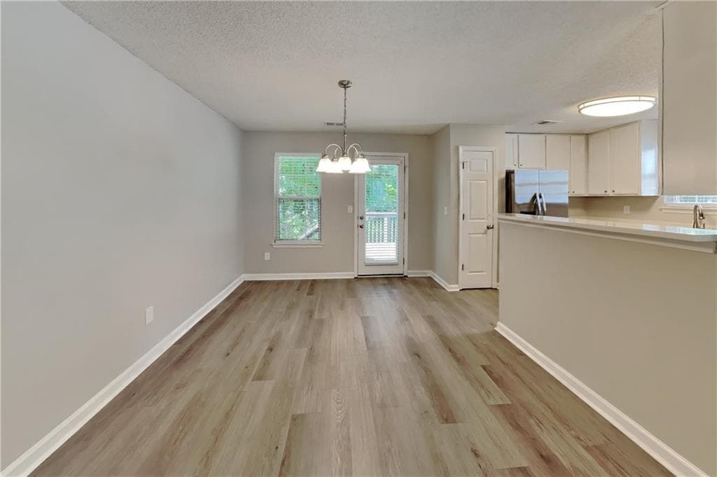 4 bedroom, 3 bathroom, 1,889 sq ft single family residence for rent at 2928 Yukon Trail, Acworth, GA 30101 for $2,250 a month — photo 6