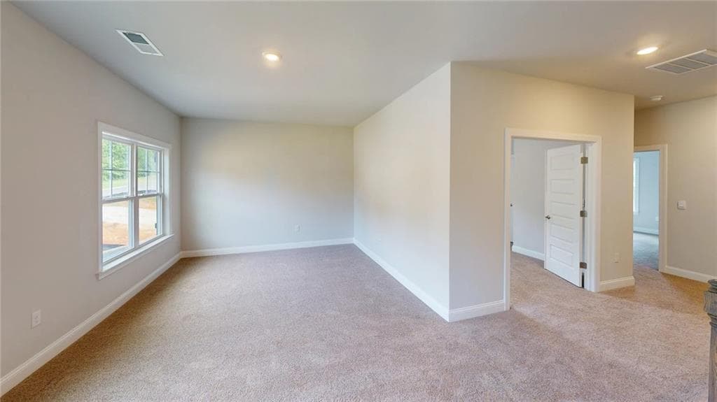 6 bedroom, 4 bathroom, 3,119 sq ft single family residence for sale at 3022 Fairway Drive, Villa Rica, GA 30180 — photo 8