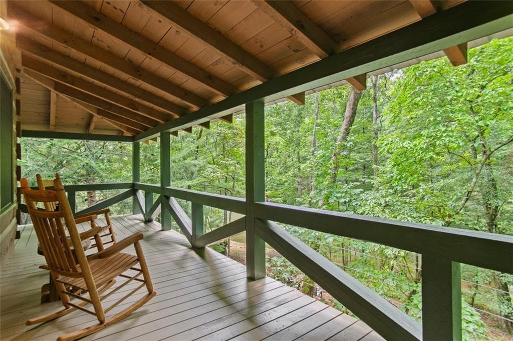 4 bedroom, 3 bathroom, 2,080 sq ft single family residence for sale at 322 Honeysuckle Way, Blue Ridge, GA 30513 — photo 5