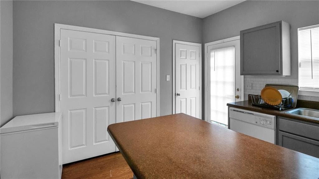 2 bedroom, 3 bathroom, 1,296 sq ft townhouse for sale at 398 Pine Hill Place, Norcross, GA 30093 — photo 9