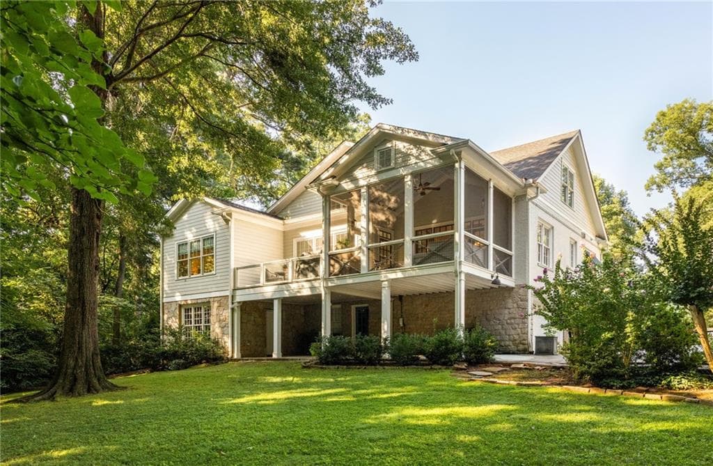 5 bedroom, 5 bathroom, 4,248 sq ft single family residence under contract at 373 Glenn Circle, Decatur, GA 30030 — photo 5
