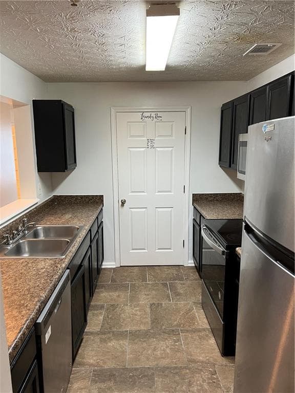 3 bedroom, 2 bathroom, 1,292 sq ft other for rent at 10201 Fairington Ridge Circle, Lithonia, GA 30038 for $1,600 a month — photo 4