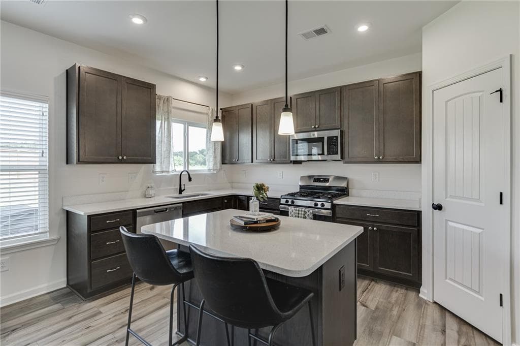 3 bedroom, 3 bathroom, 2,108 sq ft single family residence for sale at 227 Traminer Way, Braselton, GA 30517 — photo 8