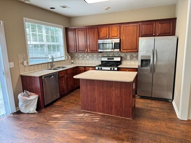 4 bedroom, 4 bathroom, 2,100 sq ft single family residence for rent at 564 Friars Head Drive, Suwanee, GA 30024 for $2,550 a month — photo 5