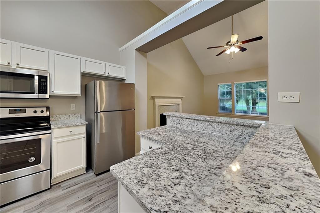 3 bedroom, 2 bathroom, 1,624 sq ft single family residence for rent at 107 Laguna Springs Drive, Woodstock, GA 30188 for $2,250 a month — photo 5