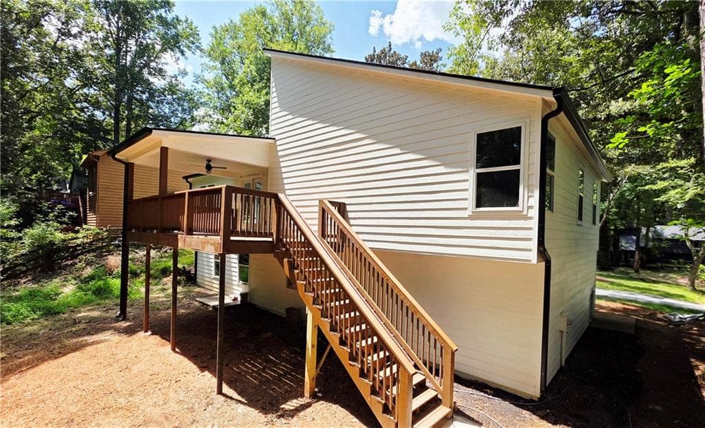 5 bedroom, 3 bathroom, 2,060 sq ft single family residence for sale at 4610 Kings Crossing Drive, Kennesaw, GA 30144 — photo 4