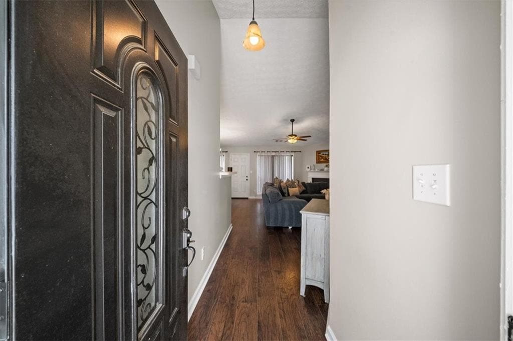 4 bedroom, 2 bathroom, 1,652 sq ft single family residence for sale at 5235 Sterling Trace Court, Lilburn, GA 30047 — photo 4