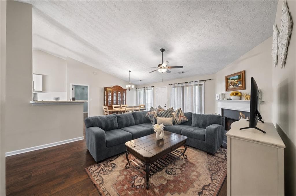 4 bedroom, 2 bathroom, 1,652 sq ft single family residence for sale at 5235 Sterling Trace Court, Lilburn, GA 30047 — photo 6