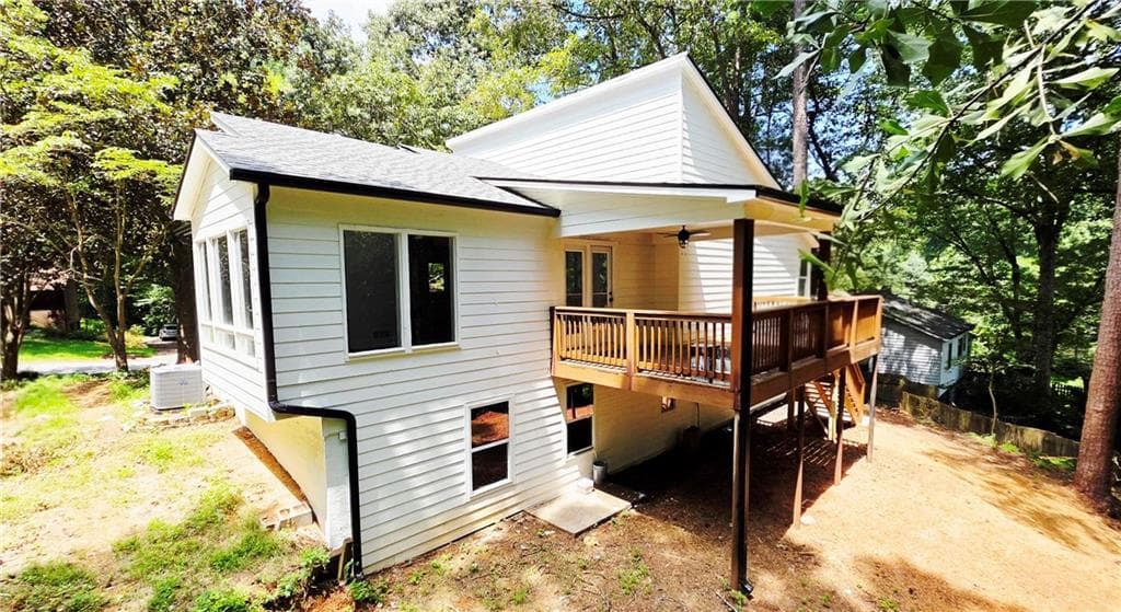 5 bedroom, 3 bathroom, 2,060 sq ft single family residence for sale at 4610 Kings Crossing Drive, Kennesaw, GA 30144 — photo 3