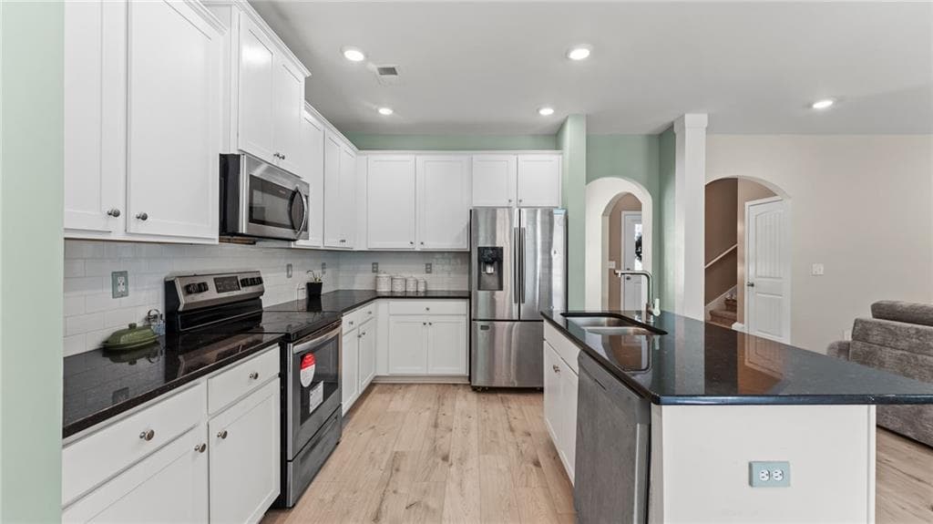 4 bedroom, 3 bathroom, 2,080 sq ft single family residence for sale at 297 Ajo Way, Dallas, GA 30157 — photo 5