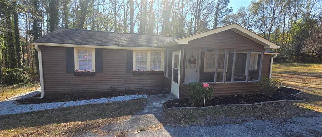 2 bedroom, 1 bathroom, 1,008 sq ft single family residence for sale at 7043 S Goddard Road, Stonecrest, GA 30038 — photo 6
