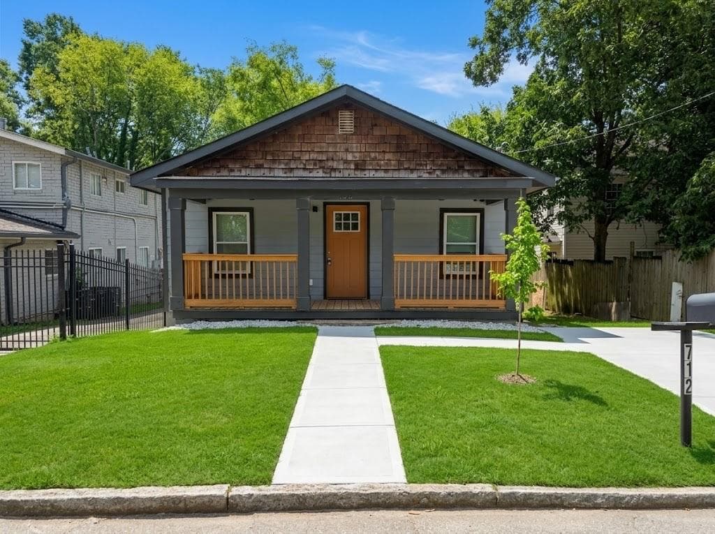 triplex for sale at 712 North Avenue, Atlanta, GA 30318