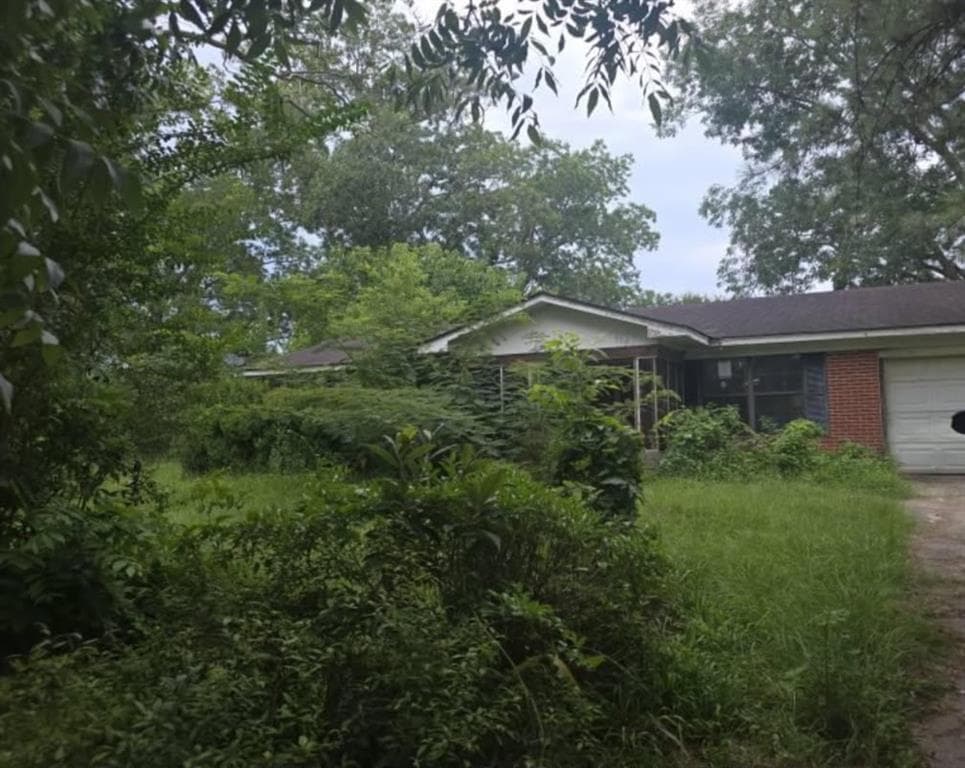 3 bedroom, 2 bathroom, 1,107 sq ft single family residence for sale at 514 Stephenson Road, Boston, GA 31626 — photo 1 of 8