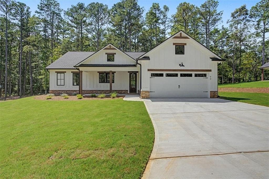 3 bedroom, 2 bathroom, 1,620 sq ft single family residence for sale at 90 Doris Path, Dallas, GA 30157