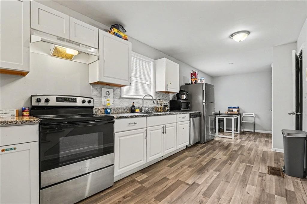 duplex for sale at 1123 Jones Avenue, Atlanta, GA 30318 — photo 5