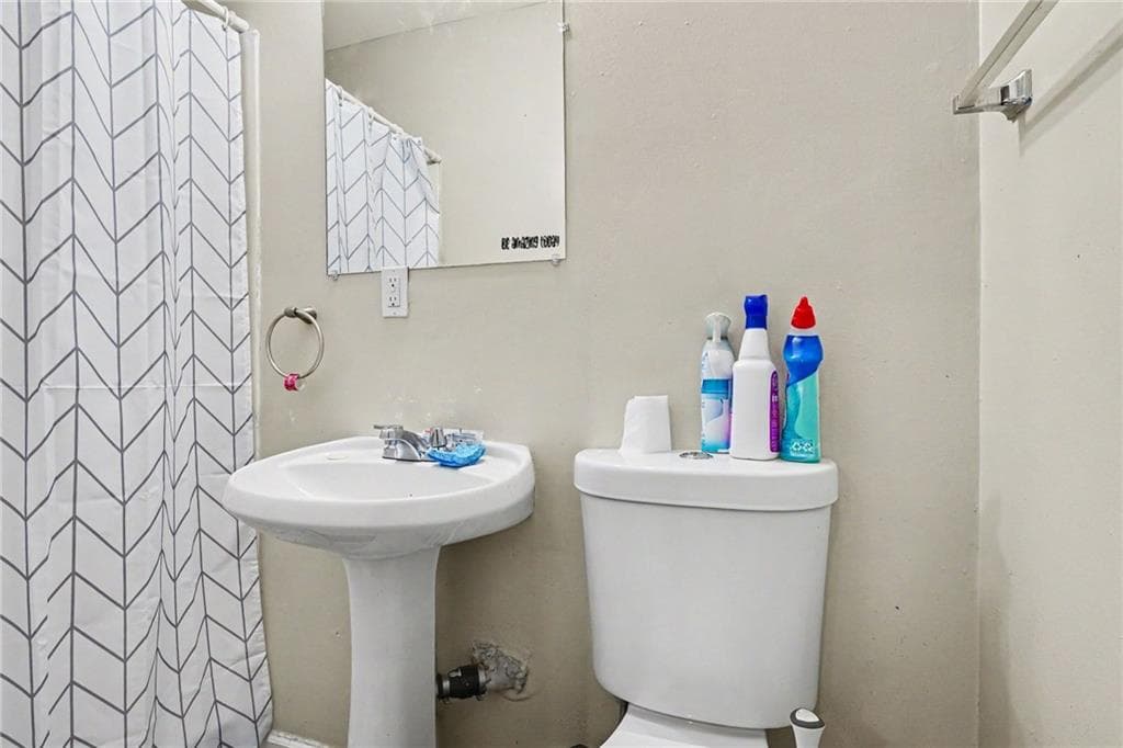 duplex for sale at 1123 Jones Avenue, Atlanta, GA 30318 — photo 9