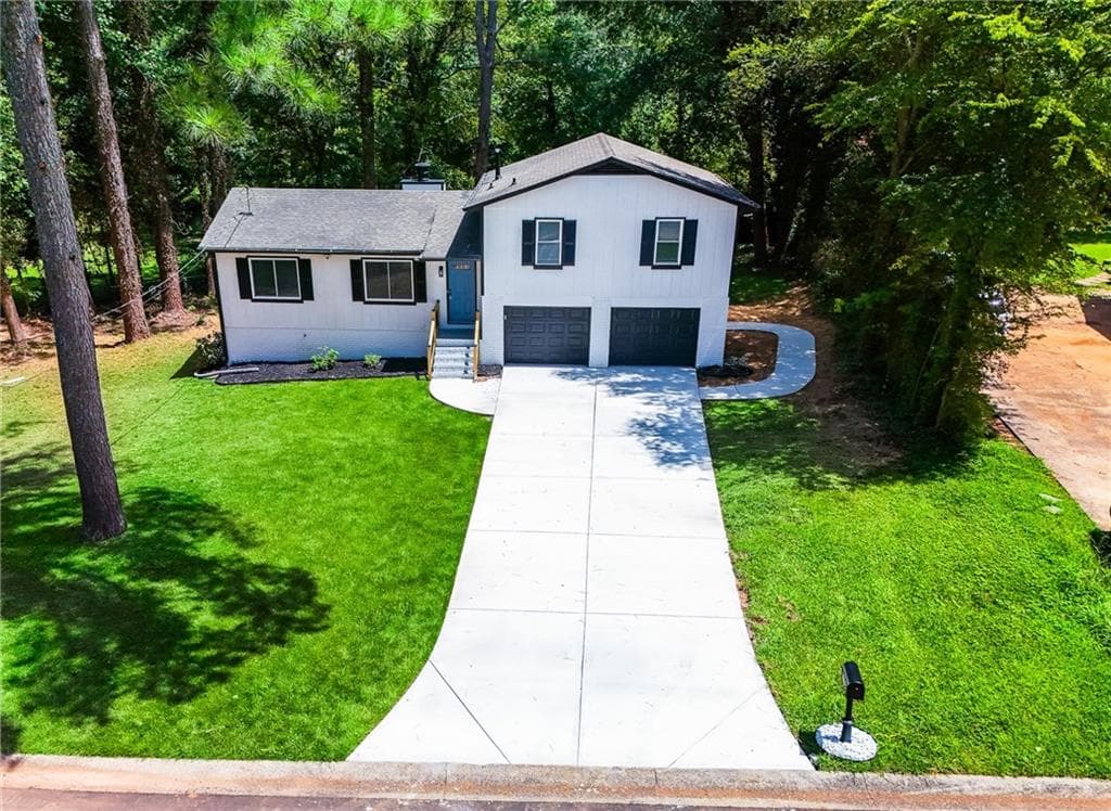 4 bedroom, 3 bathroom, 2,056 sq ft single family residence for sale at 1158 Research Drive, Marietta, GA 30066
