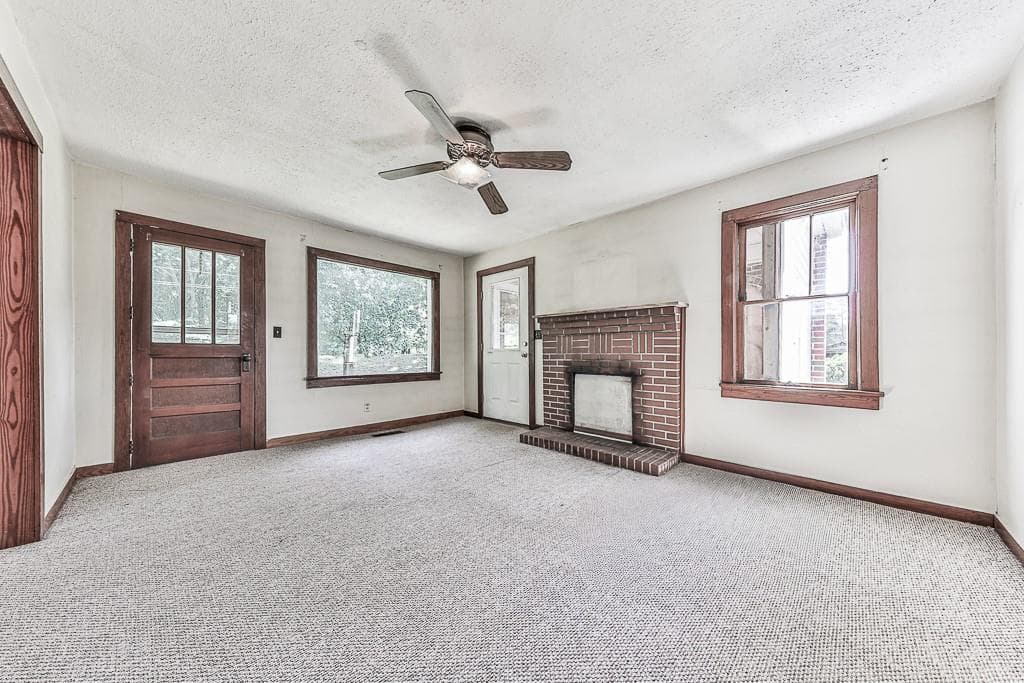 4 bedroom, 2 bathroom, 2,044 sq ft single family residence for sale at 514 Ball Ground Road, Ball Ground, GA 30107 — photo 4