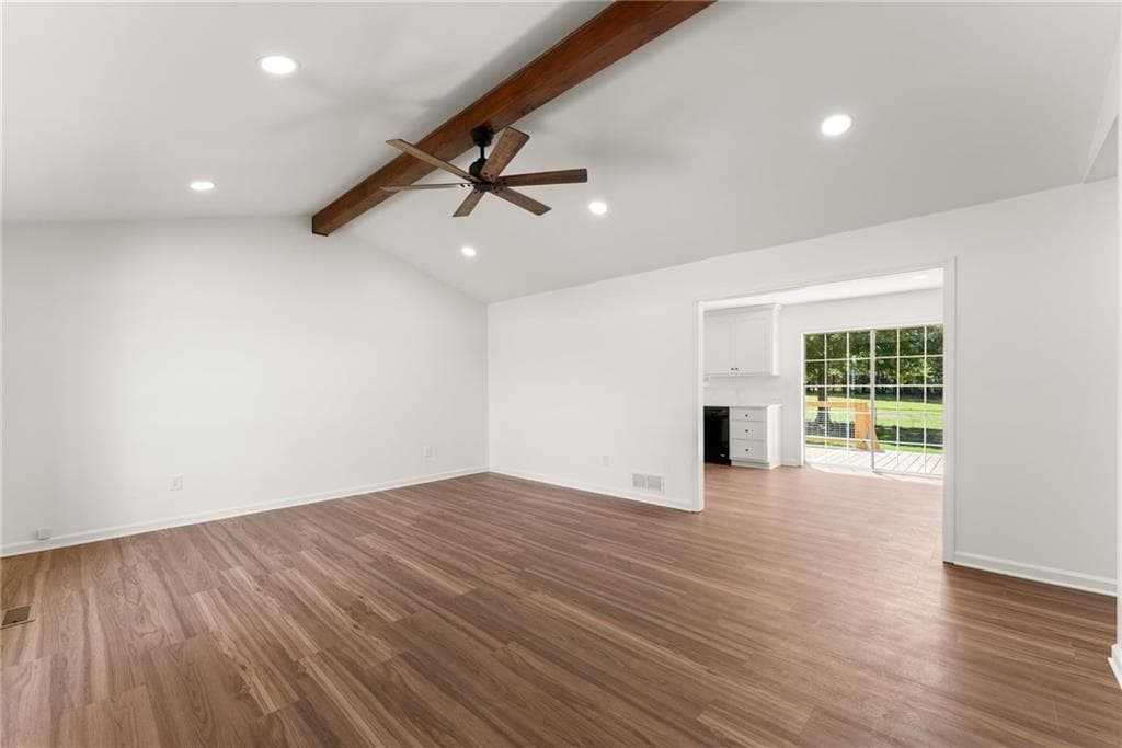 3 bedroom, 2 bathroom, 1,390 sq ft single family residence for sale at 5820 Steve Black Road, Clermont, GA 30527 — photo 8
