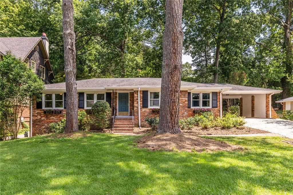 3 bedroom, 2 bathroom, 2,254 sq ft single family residence for sale at 693 N Superior Avenue, Decatur, GA 30033 — photo 1 of 54