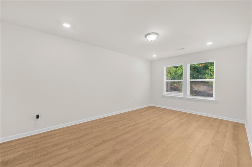3 bedroom, 4 bathroom, 1,941 sq ft townhouse for sale at 140 Werner Brook Way, Atlanta, GA 30354 — photo 6