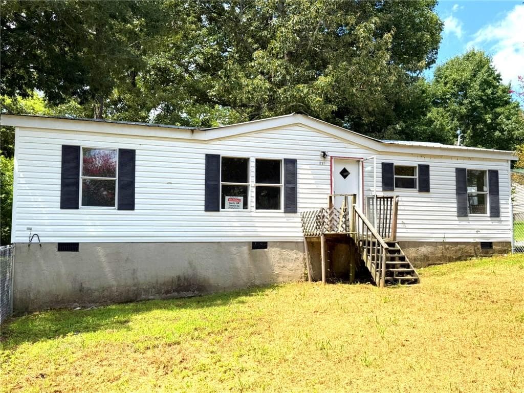 3 bedroom, 2 bathroom, 1,152 sq ft home for sale at 231 Hawks Way, Chatsworth, GA