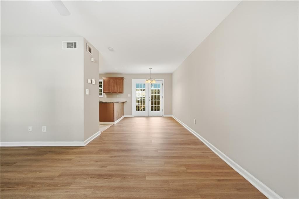 2 bedroom, 3 bathroom, 1,214 sq ft condominium under contract at 908 Summer Place, Norcross, GA 30071 — photo 7