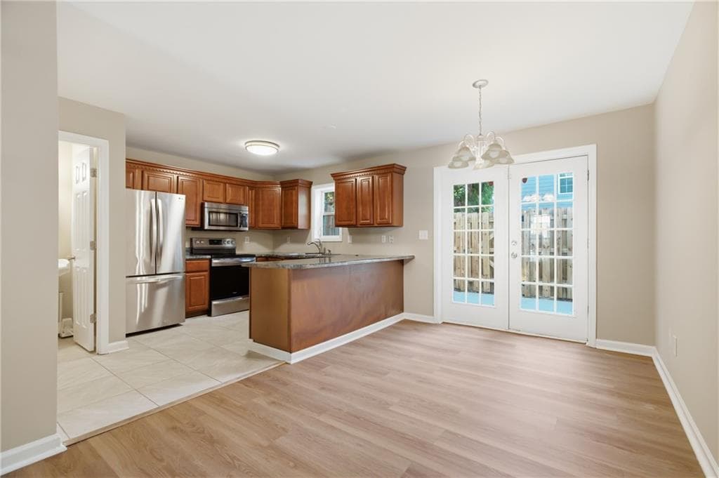 2 bedroom, 3 bathroom, 1,214 sq ft condominium under contract at 908 Summer Place, Norcross, GA 30071 — photo 9
