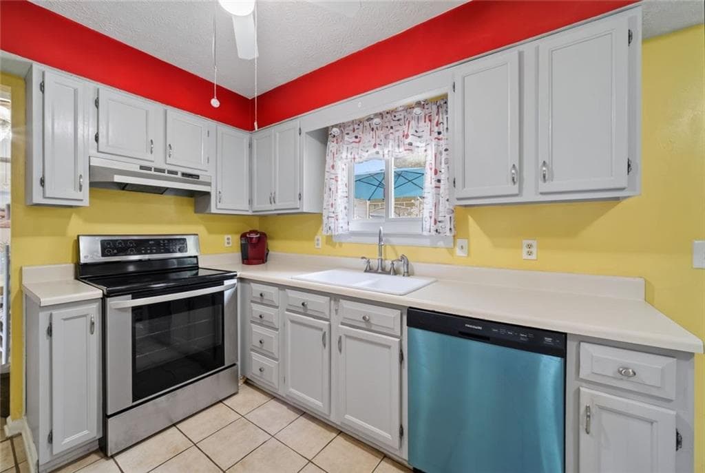 3 bedroom, 3 bathroom, 1,368 sq ft single family residence under contract at 3679 Pointer Road, Loganville, GA 30052 — photo 9