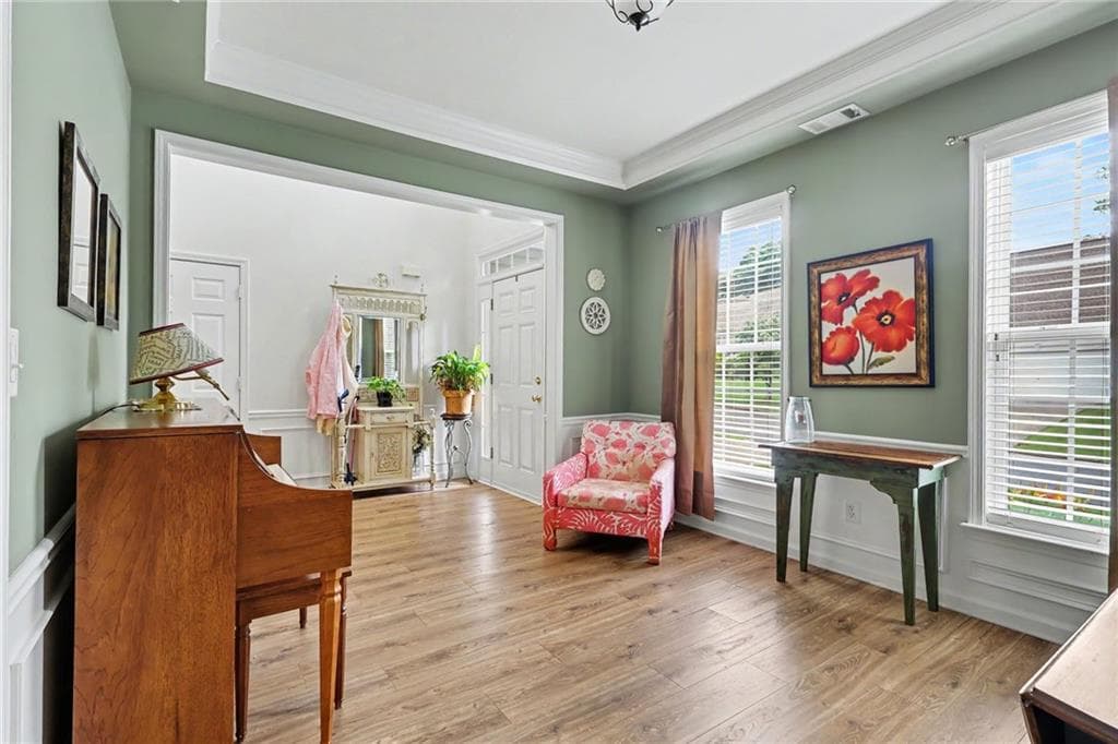 3 bedroom, 3 bathroom, 2,328 sq ft single family residence for sale at 3324 Hampreston Way, Kennesaw, GA 30144 — photo 3