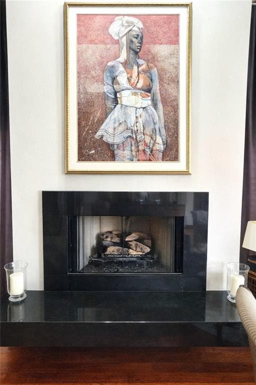 2 bedroom, 2 bathroom, 1,424 sq ft condominium for sale at 3334 Peachtree Road 1712, Atlanta, GA 30326 — photo 10